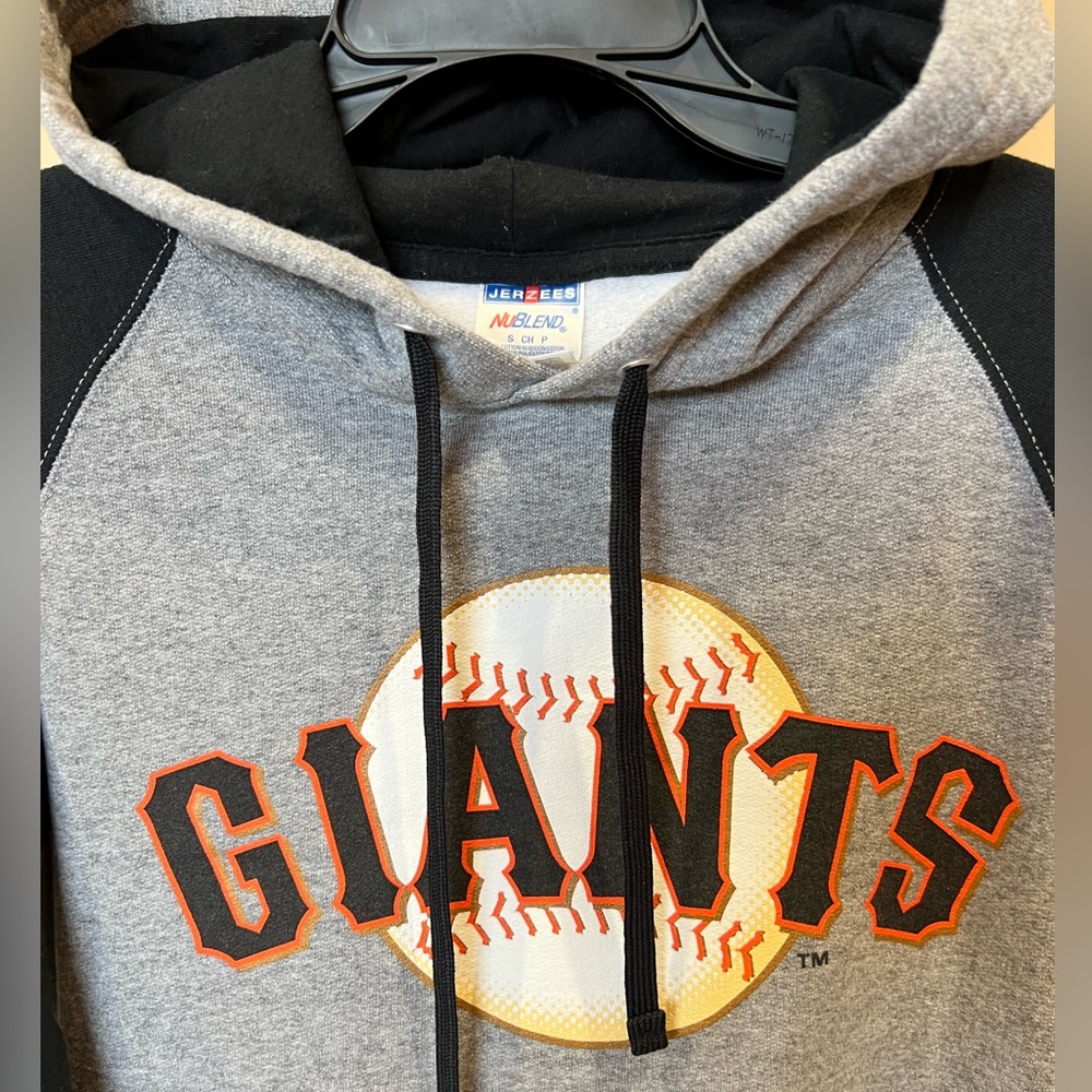 Unisex San Francisco Giants hoodie 🖤🧡